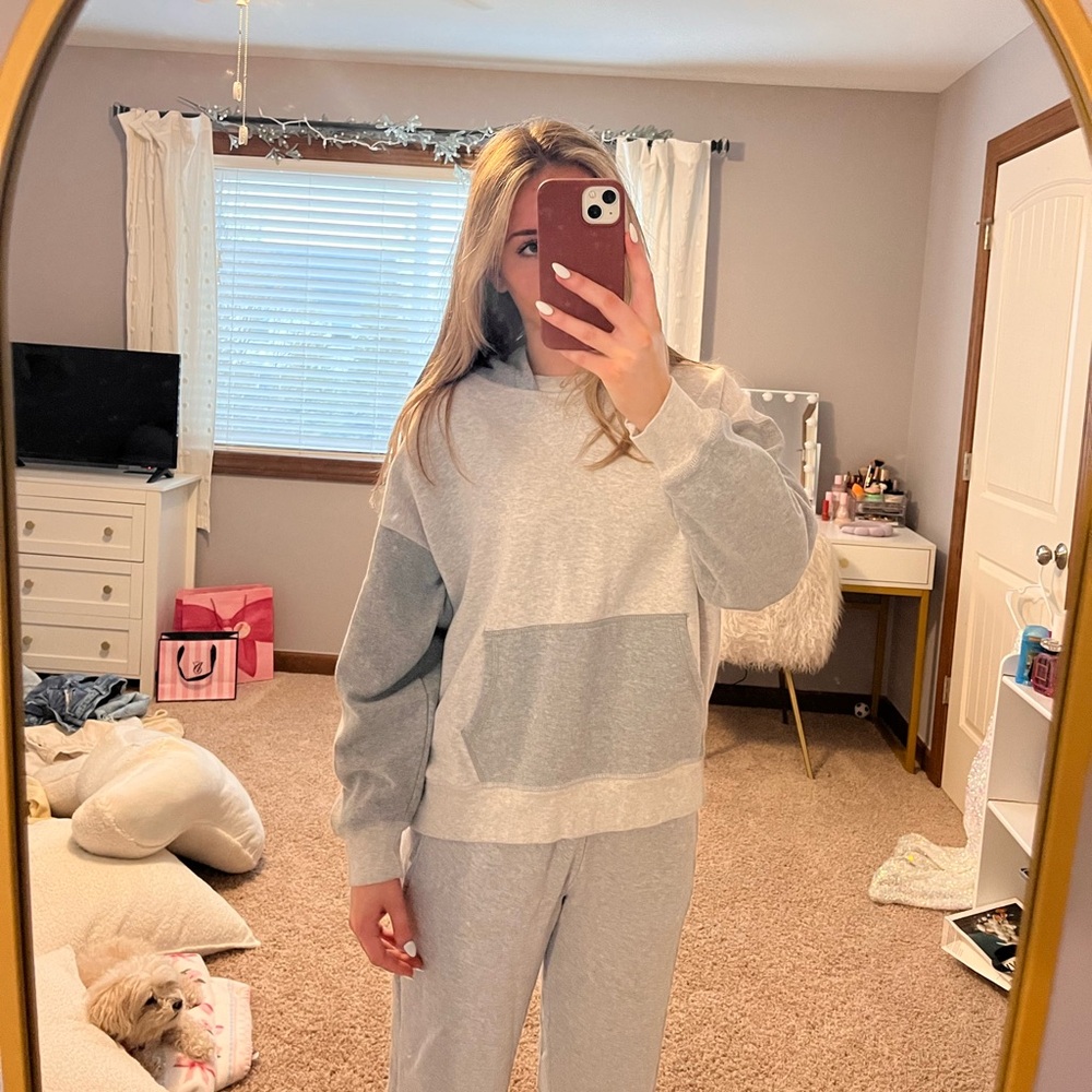 American eagle sweatshirt